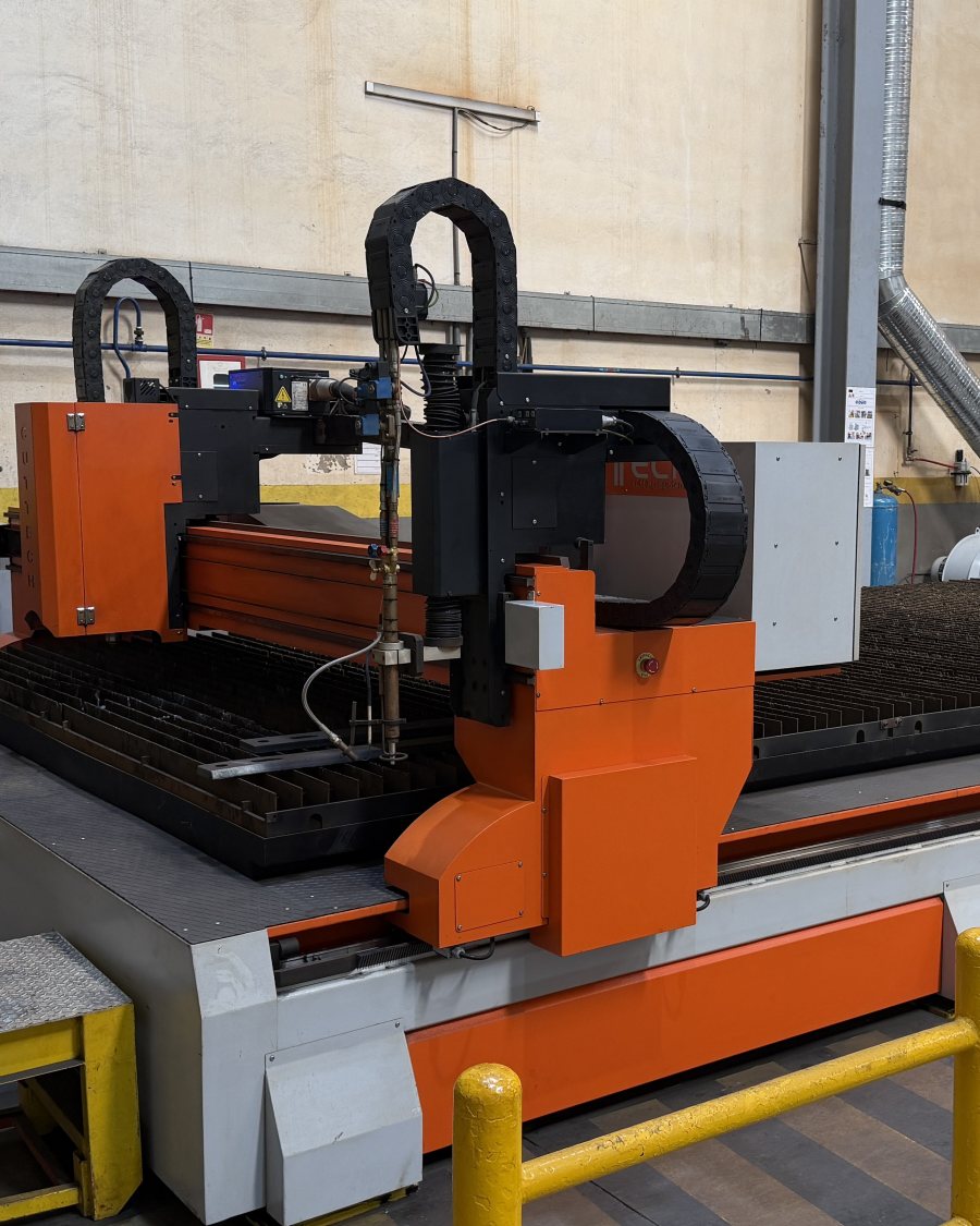 Table plasma PPS 6 m x 3 m pour grands formats industriels