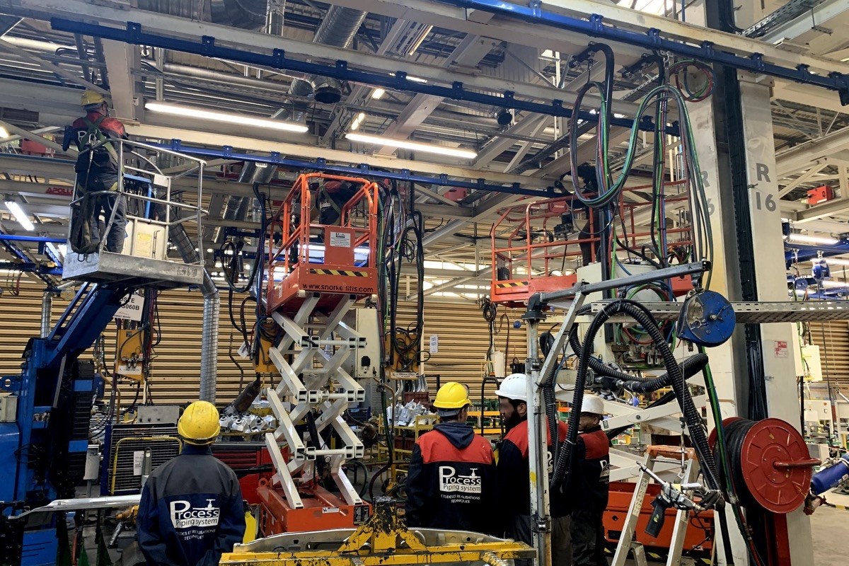 Équipe PPS intervenant sur une installation industrielle après étude technique